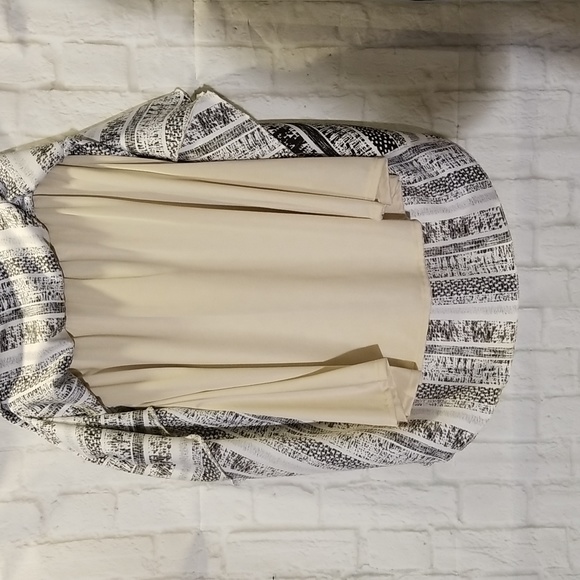 NWOT-Lola skirt- Made in USA - Picture 3 of 7